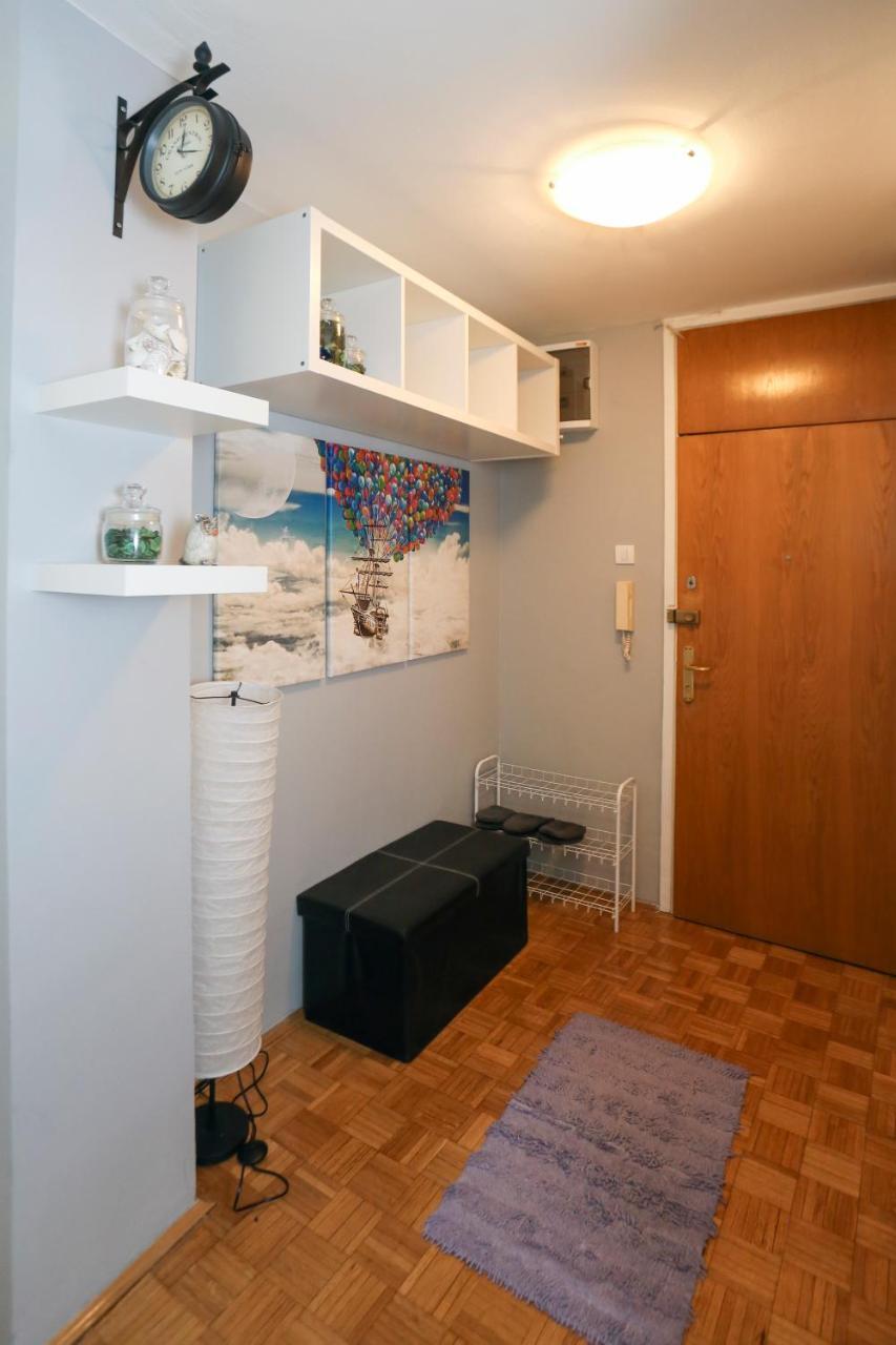 Modern Apartment With Free Parking ノヴィ・サド エクステリア 写真